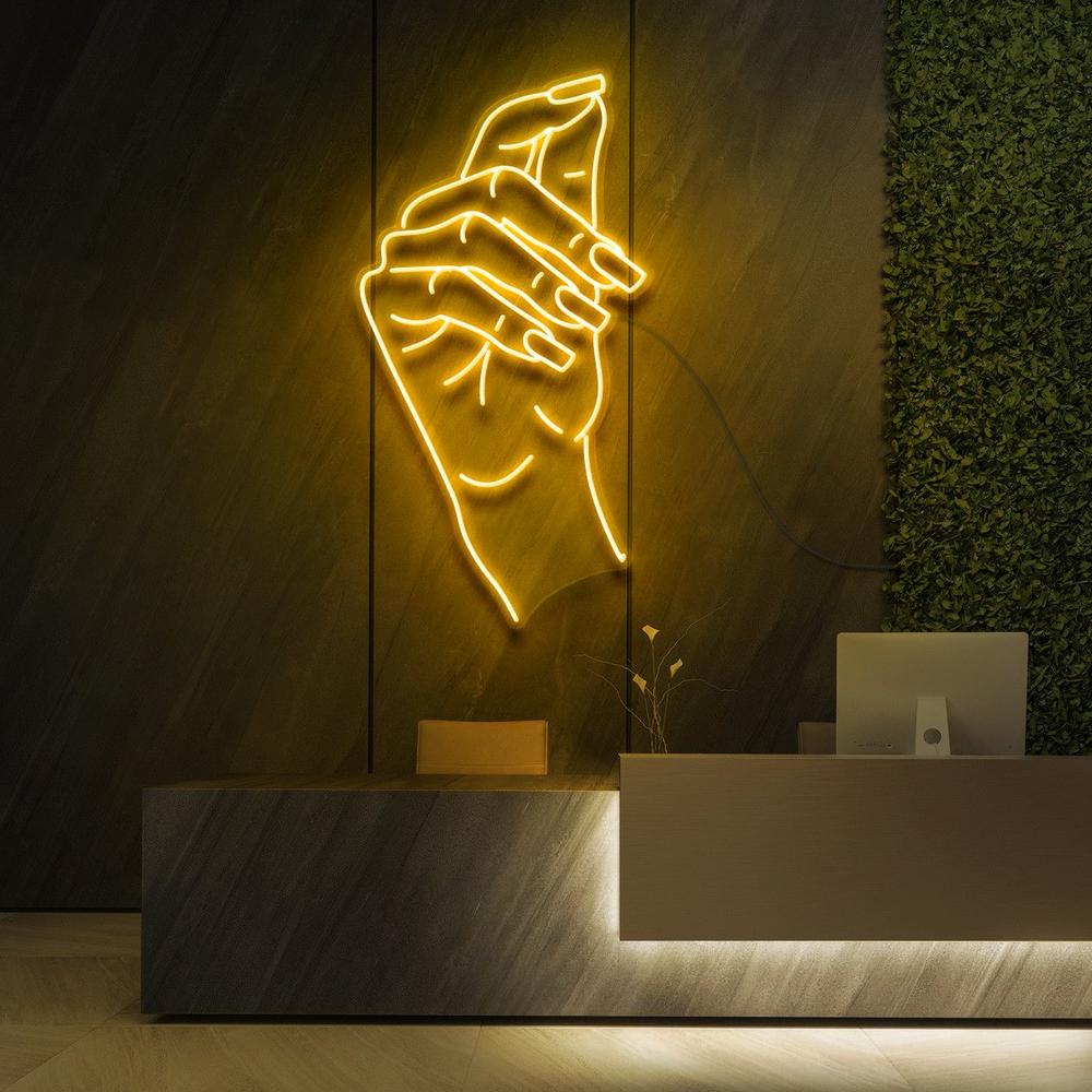 Classy Claws | LED Neon Sign