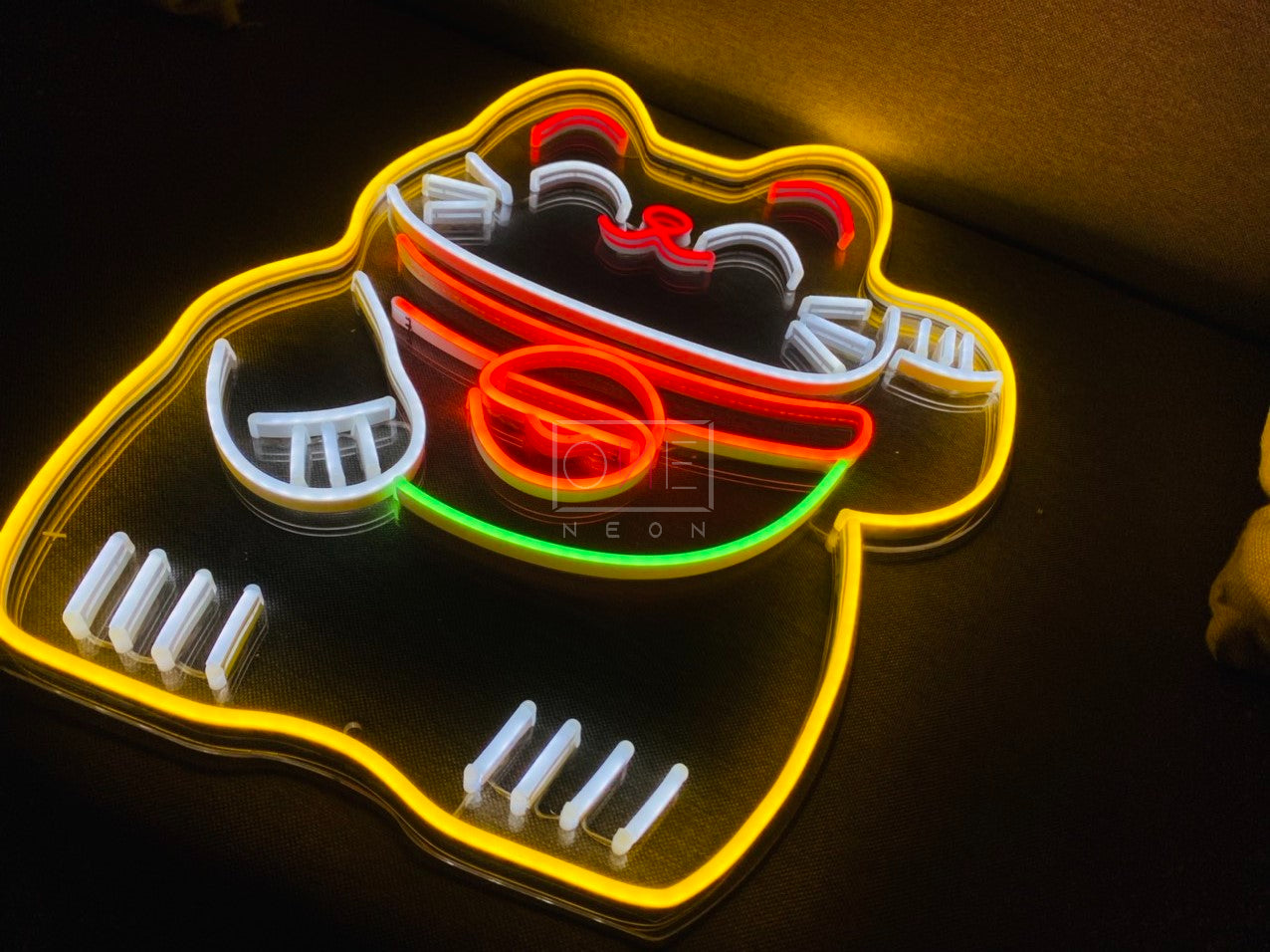 Lucky Cat | LED Neon Sign